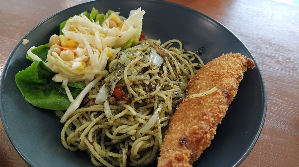 RealBites Cafe - Photo 8
