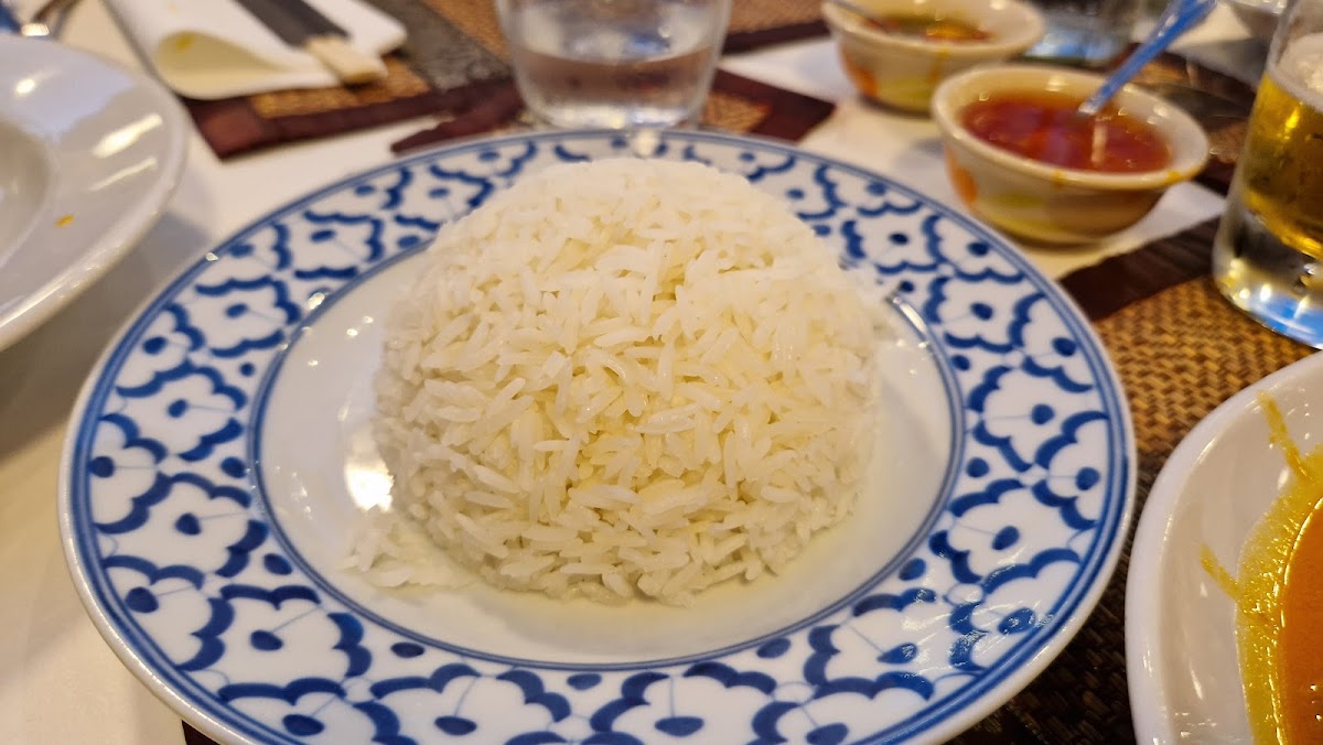 Sawang Thai Restaurant - Photo 7