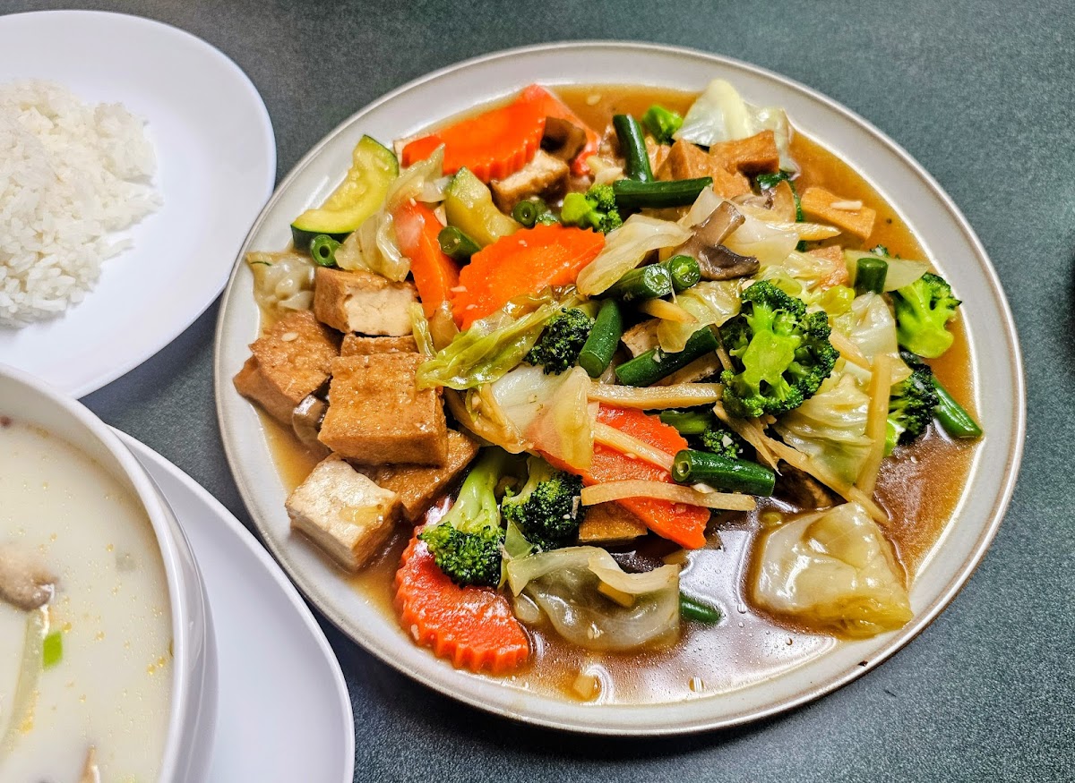 Rim nam thai cafe - Photo 3