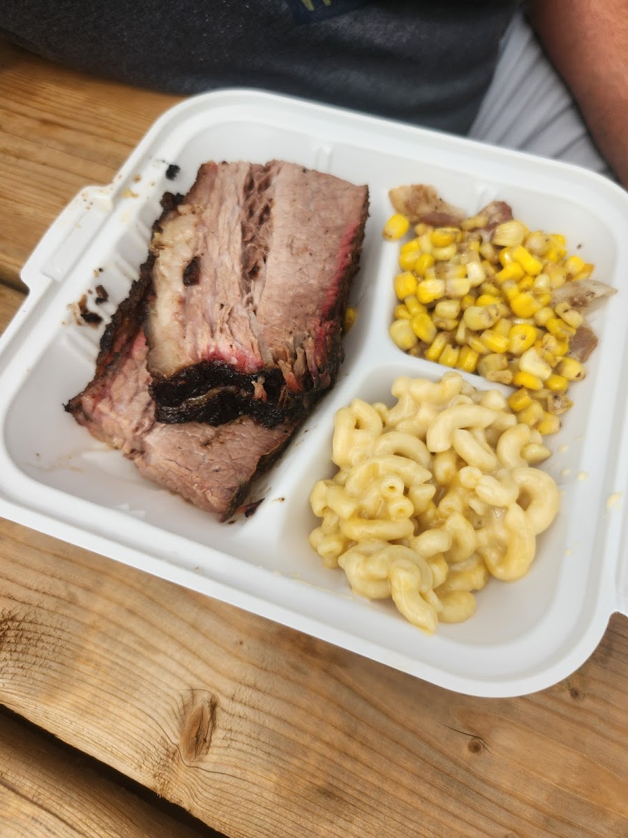 The wood smoke shack - Photo 6