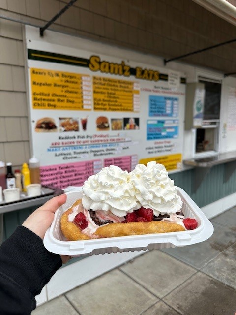 Sam'z Eats & Sweets - Photo 3