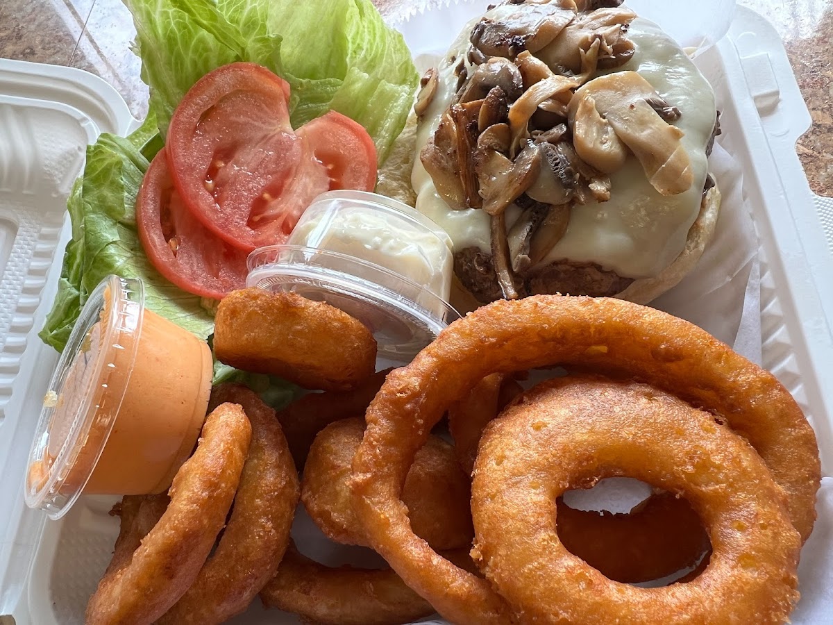 Sam'z Eats & Sweets - Photo 8