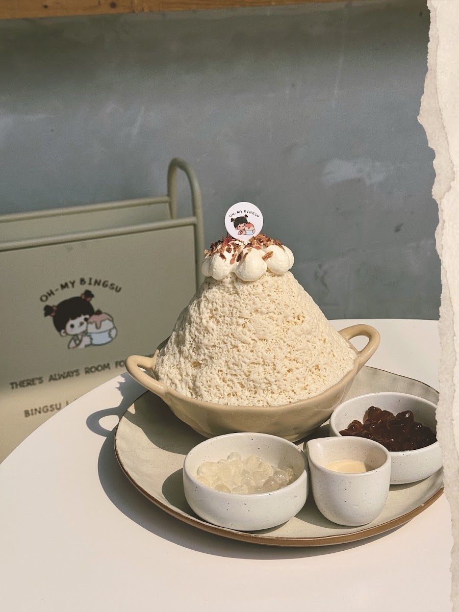 Oh My Bingsu Dessert Cafe - Photo 2