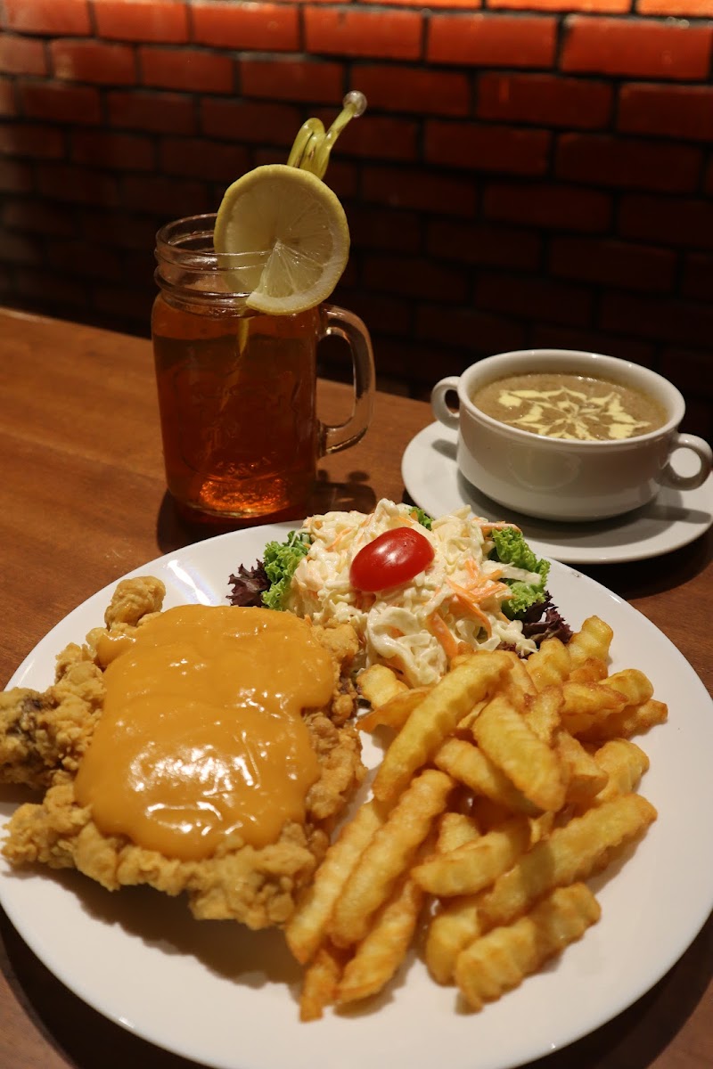 Butterworth Cafe - Photo 2