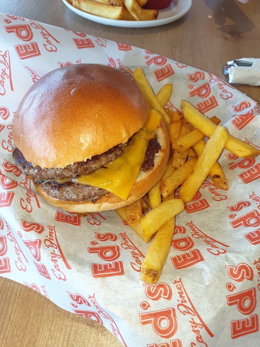 The Restaurant Hub, Bridgend - Photo 8