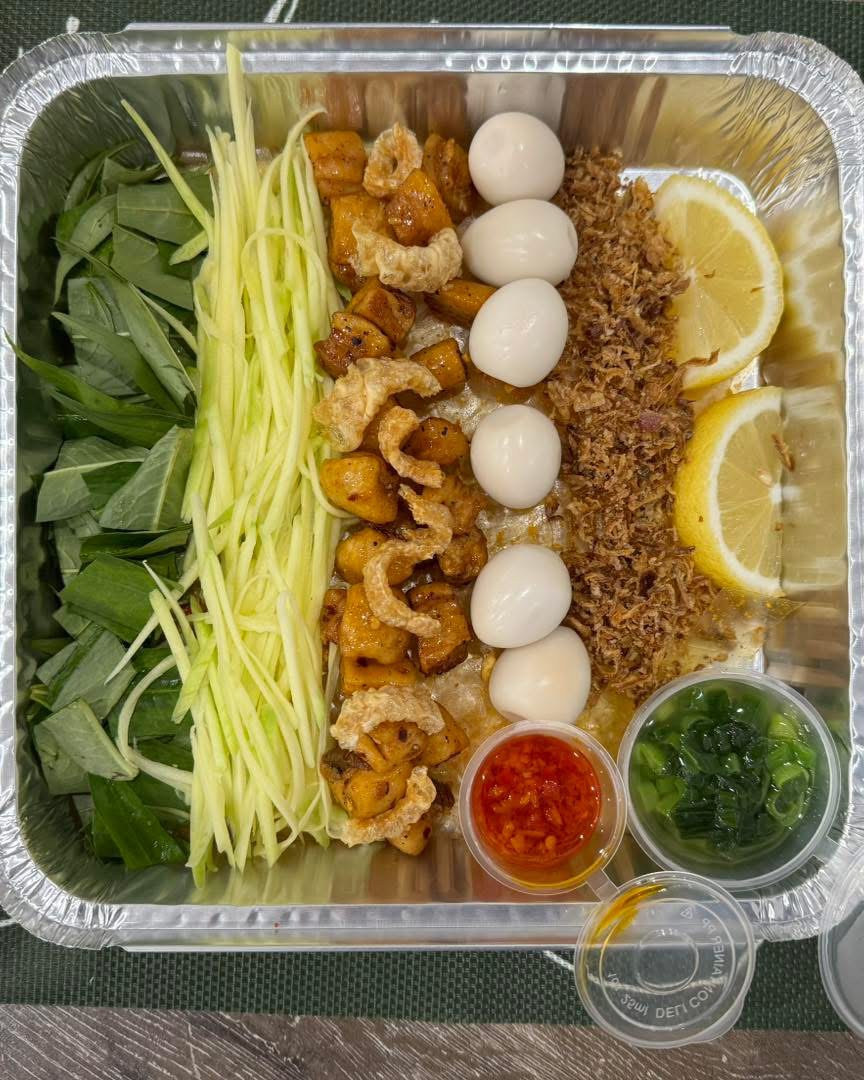 Shan Viet Street Food - Photo 1