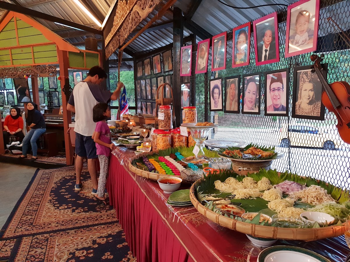 Nasi Lemak Tanjung Puteri - Photo 2
