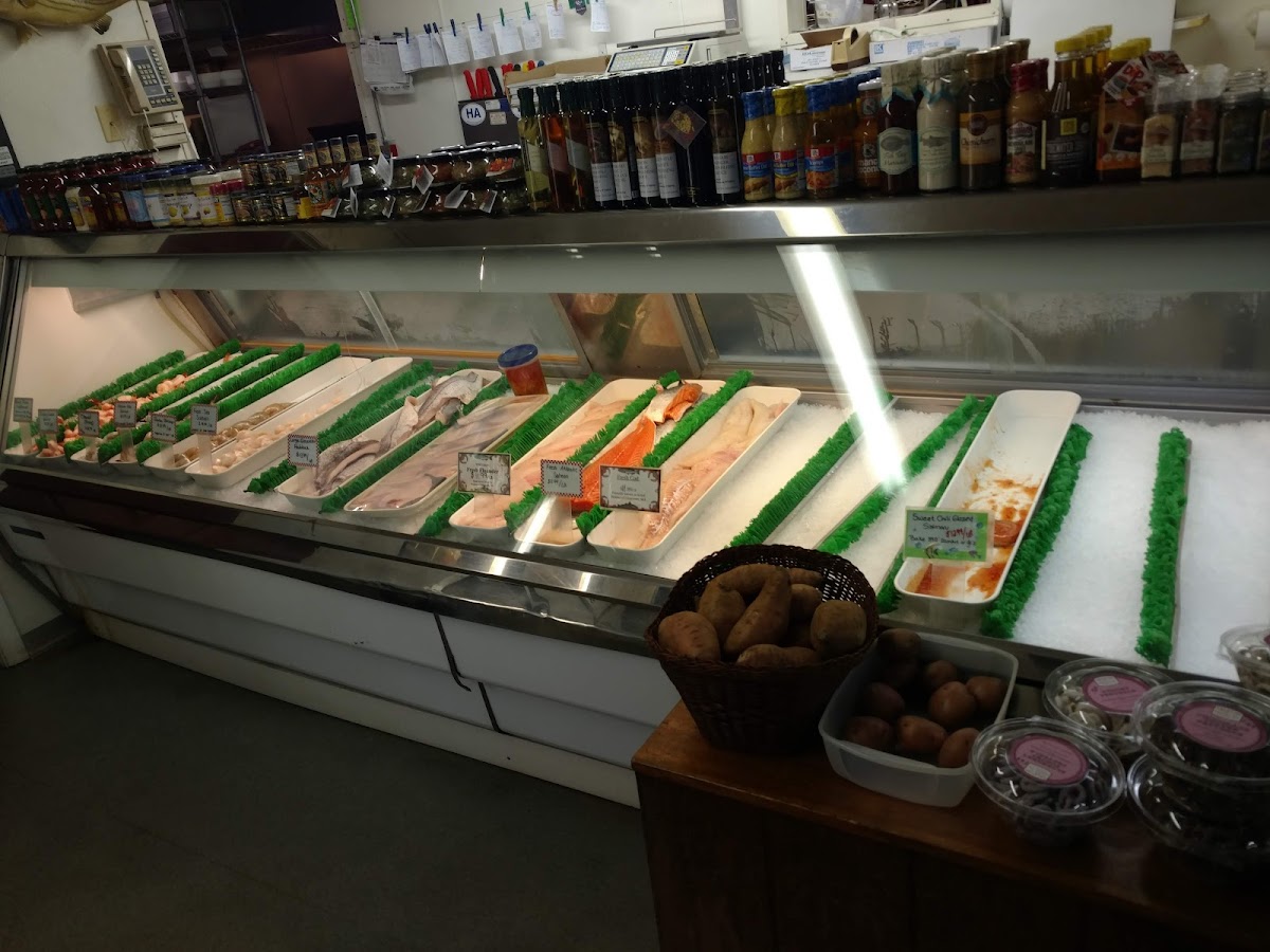 Donahue's Fish Market - Photo 1