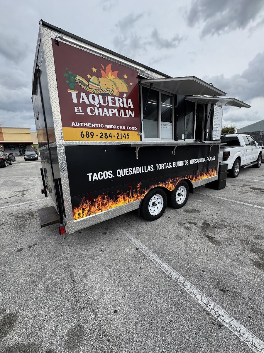 Taquería El Chapulin Llc - Photo 3