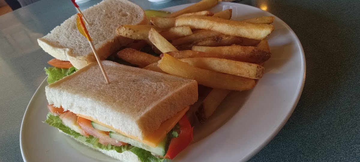 Apple Tree Restaurant - Photo 5