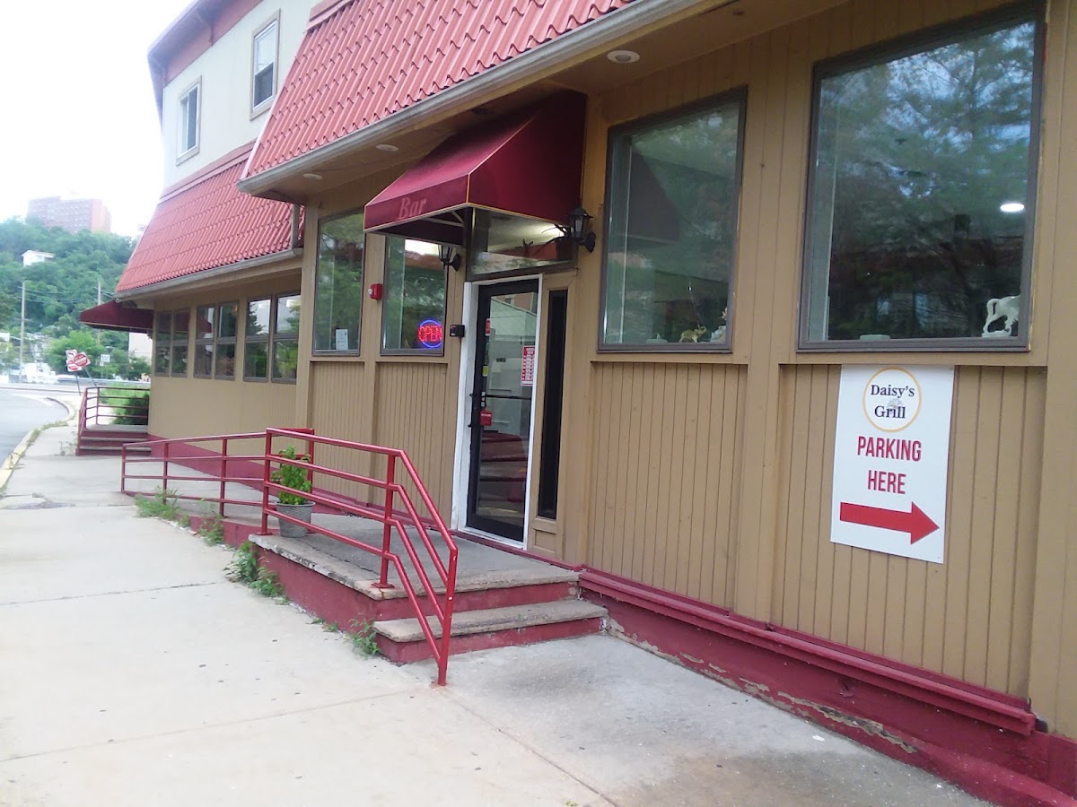 Daisy's Grill