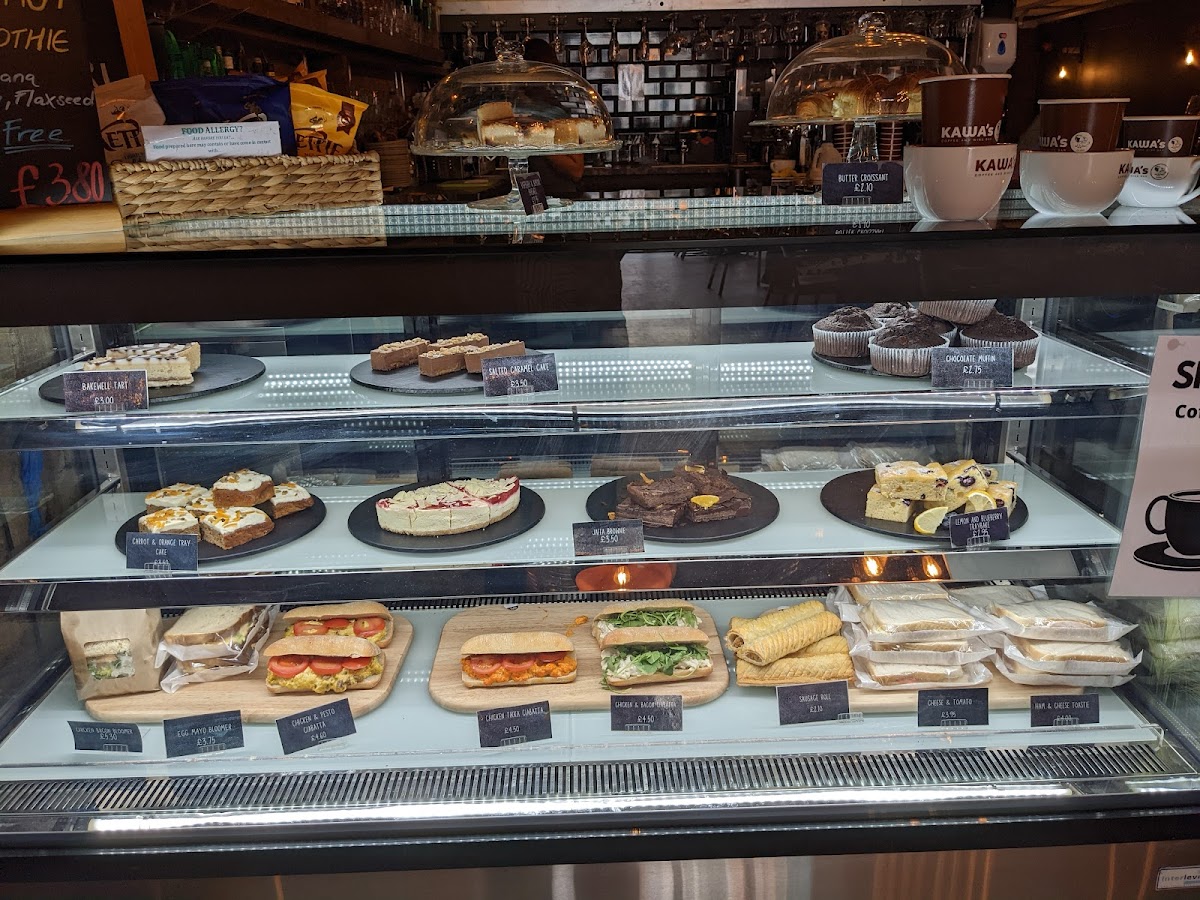 Kawa's Coffee and Wine Bar - Photo 3