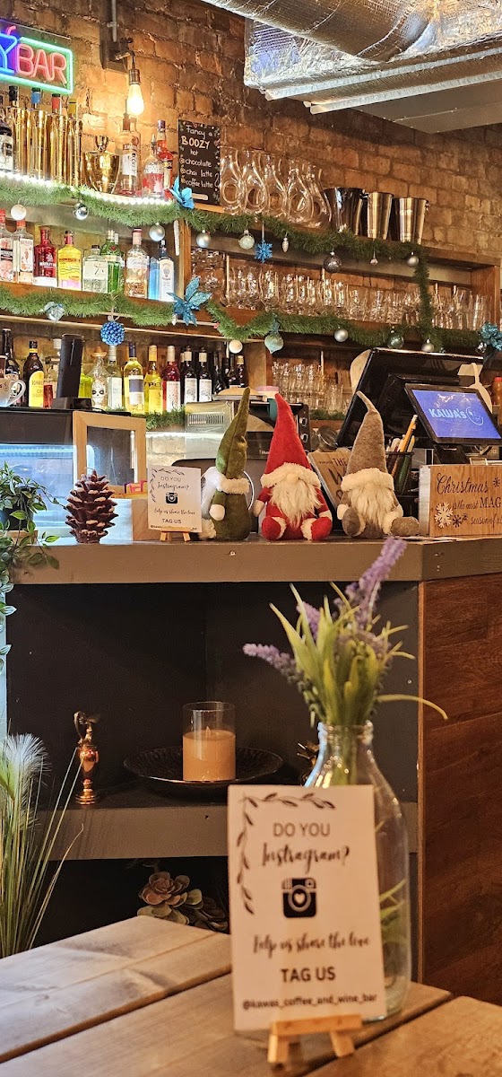 Kawa's Coffee and Wine Bar - Photo 6