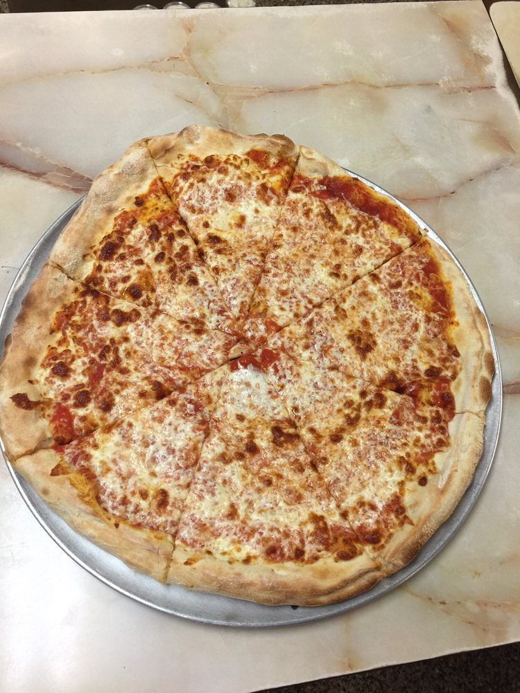 New York Pizzeria aka Slices - Photo 1