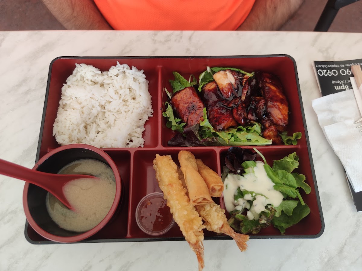 Komo Sushi - Photo 5