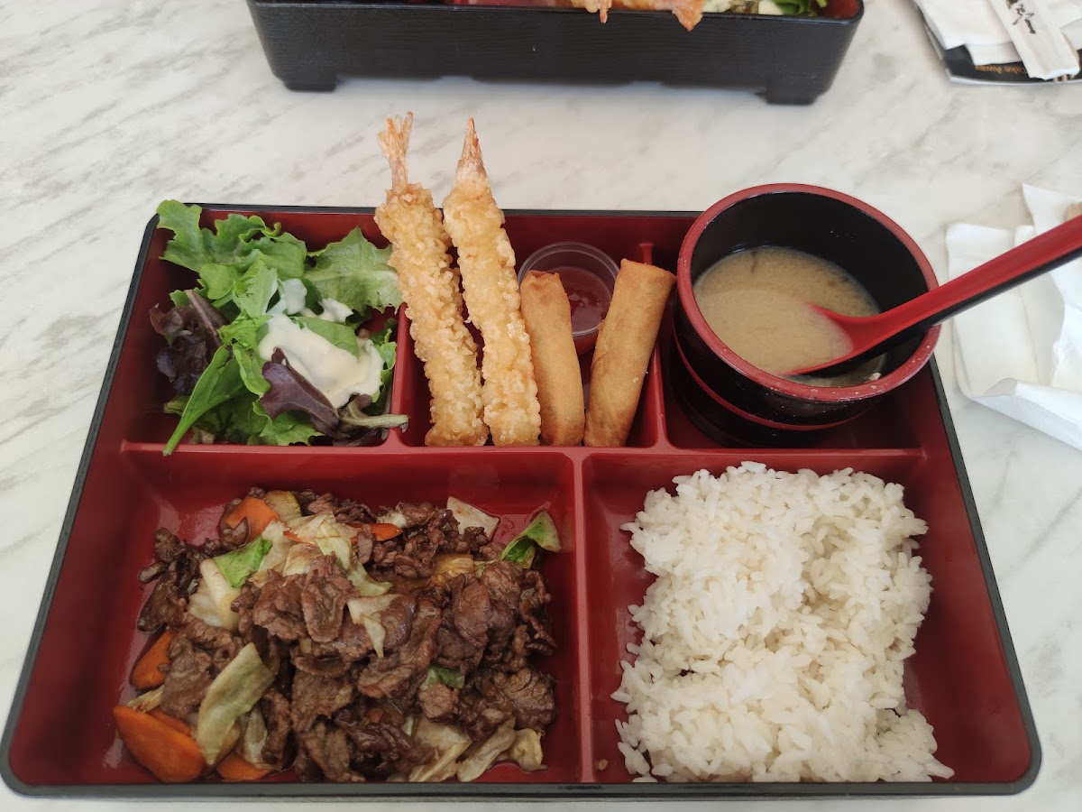 Komo Sushi - Photo 6
