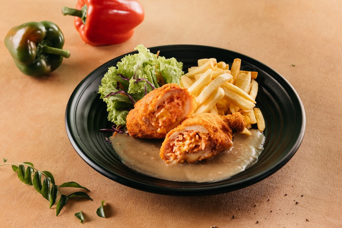 James Foo Western Food USJ Taipan - Photo 3
