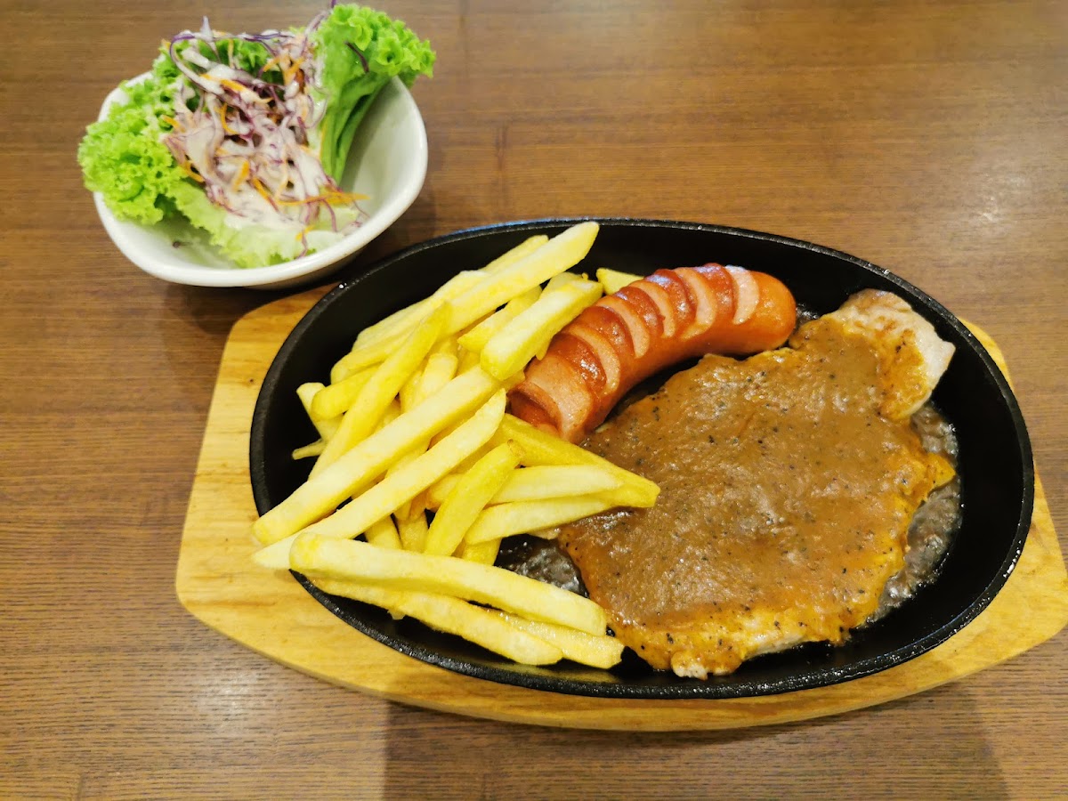 James Foo Western Food USJ Taipan - Photo 8