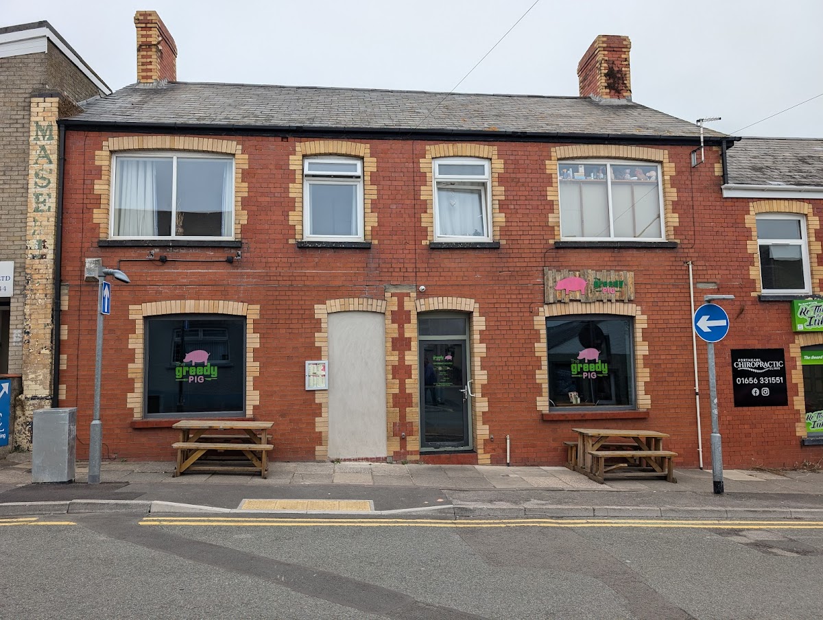 The Greedy Pig - Photo 2