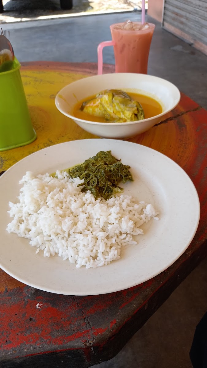 C'wok Cafe Patin Tempoyak - Photo 5