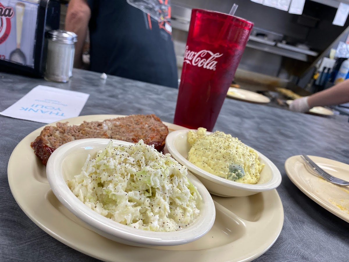 Carolina Cafe - Photo 8