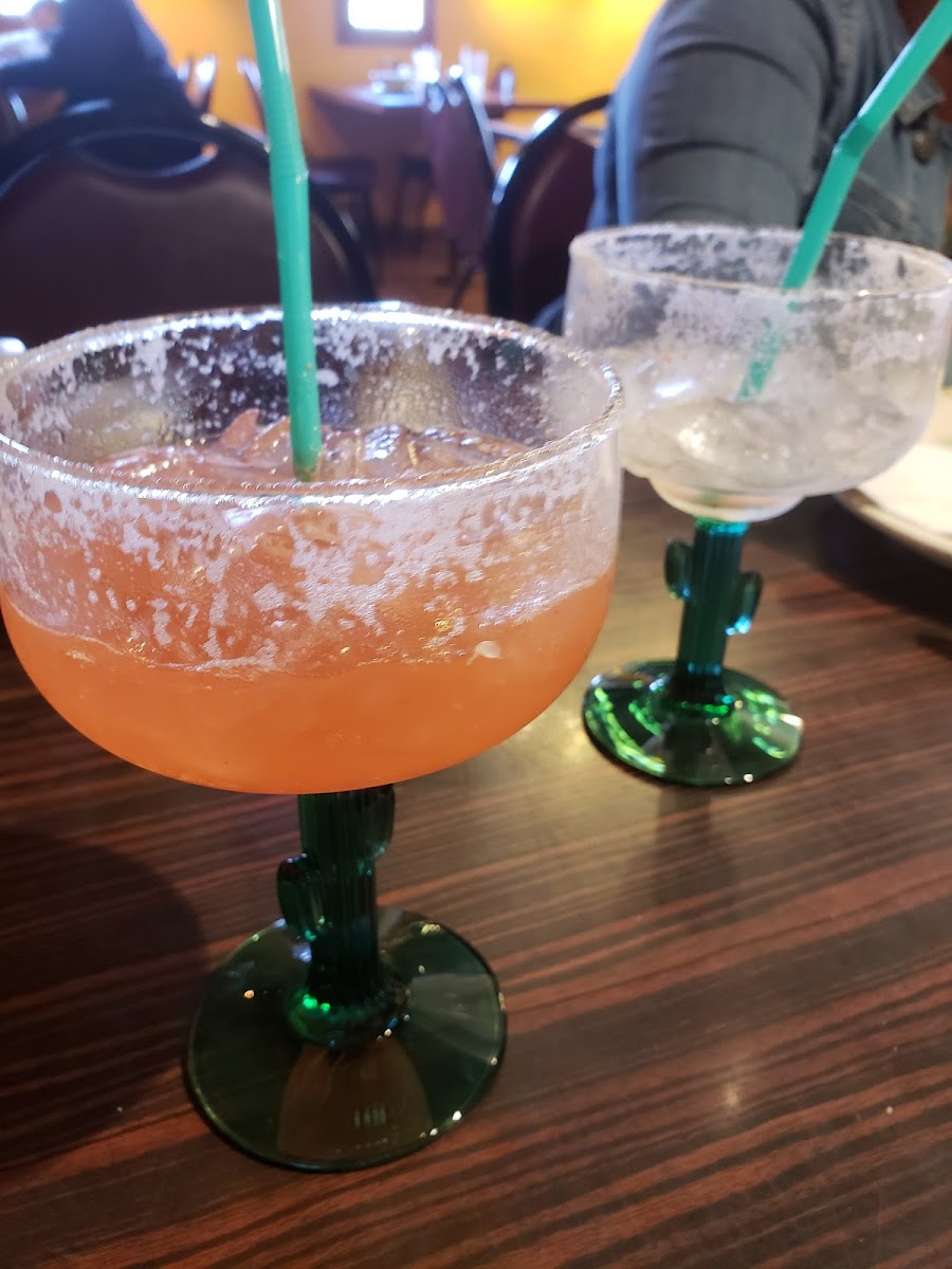 Alberto's Mexican Grill - Photo 9