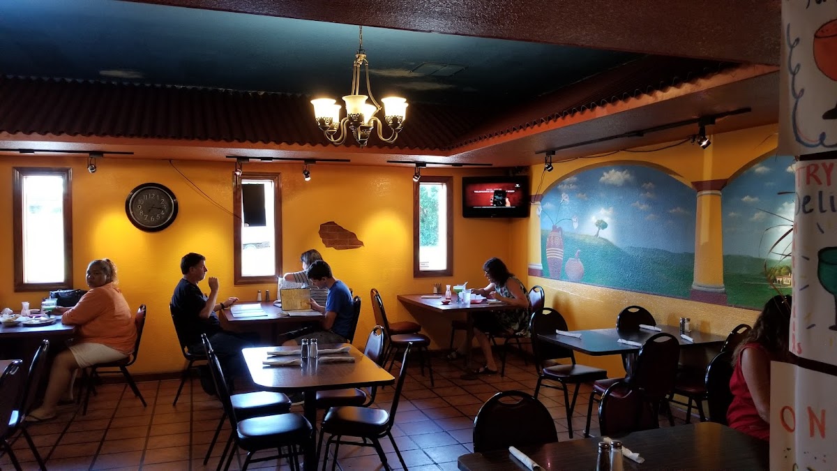 Alberto's Mexican Grill - Photo 2