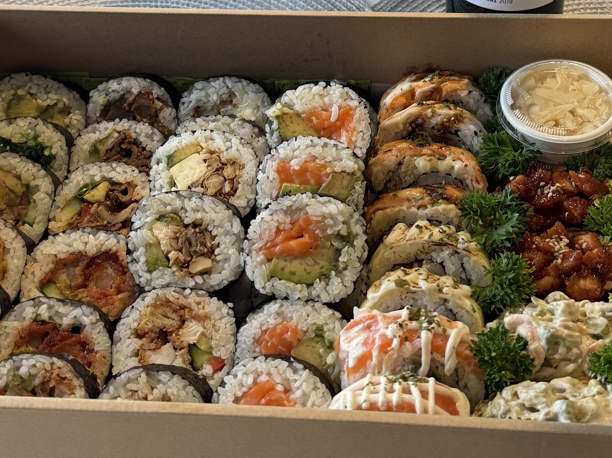 Booboo Sushi Orewa - Photo 2
