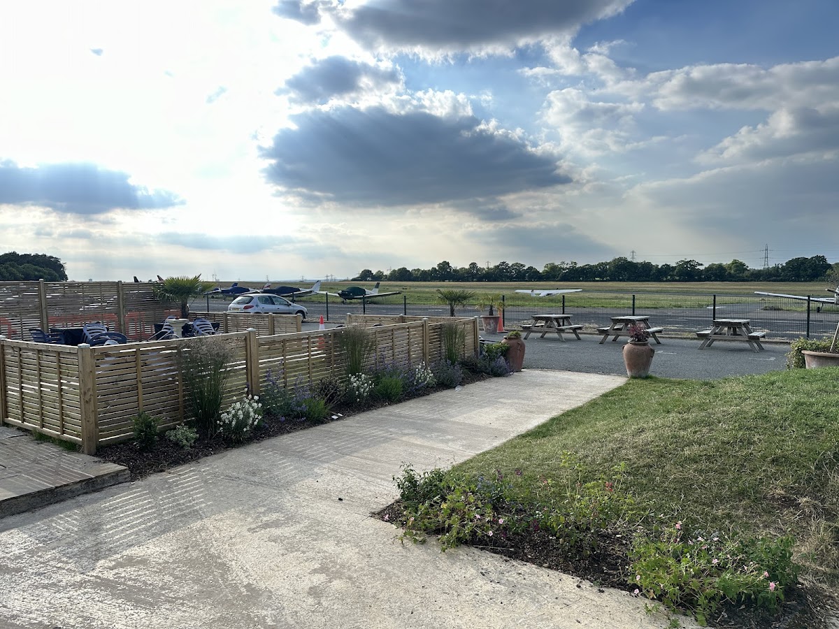 The Aerodrome Café - Photo 4