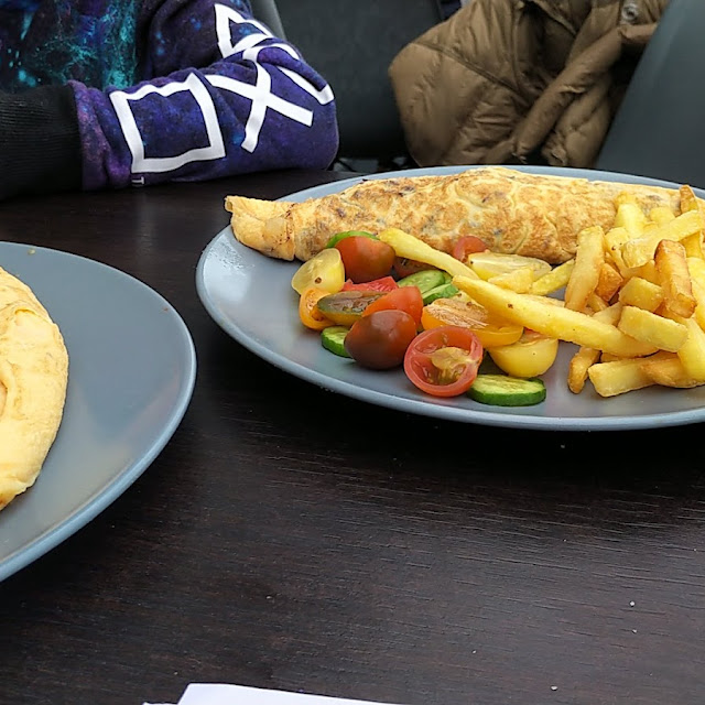 Cheese Omelette with Chips and Salad