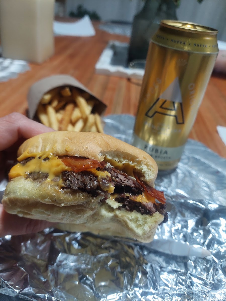 Lpburgers - Photo 1