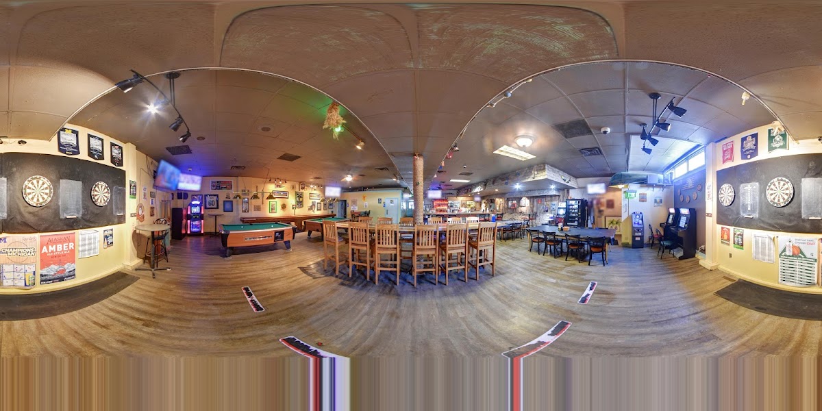 Hot Shots Tavern - Photo 7
