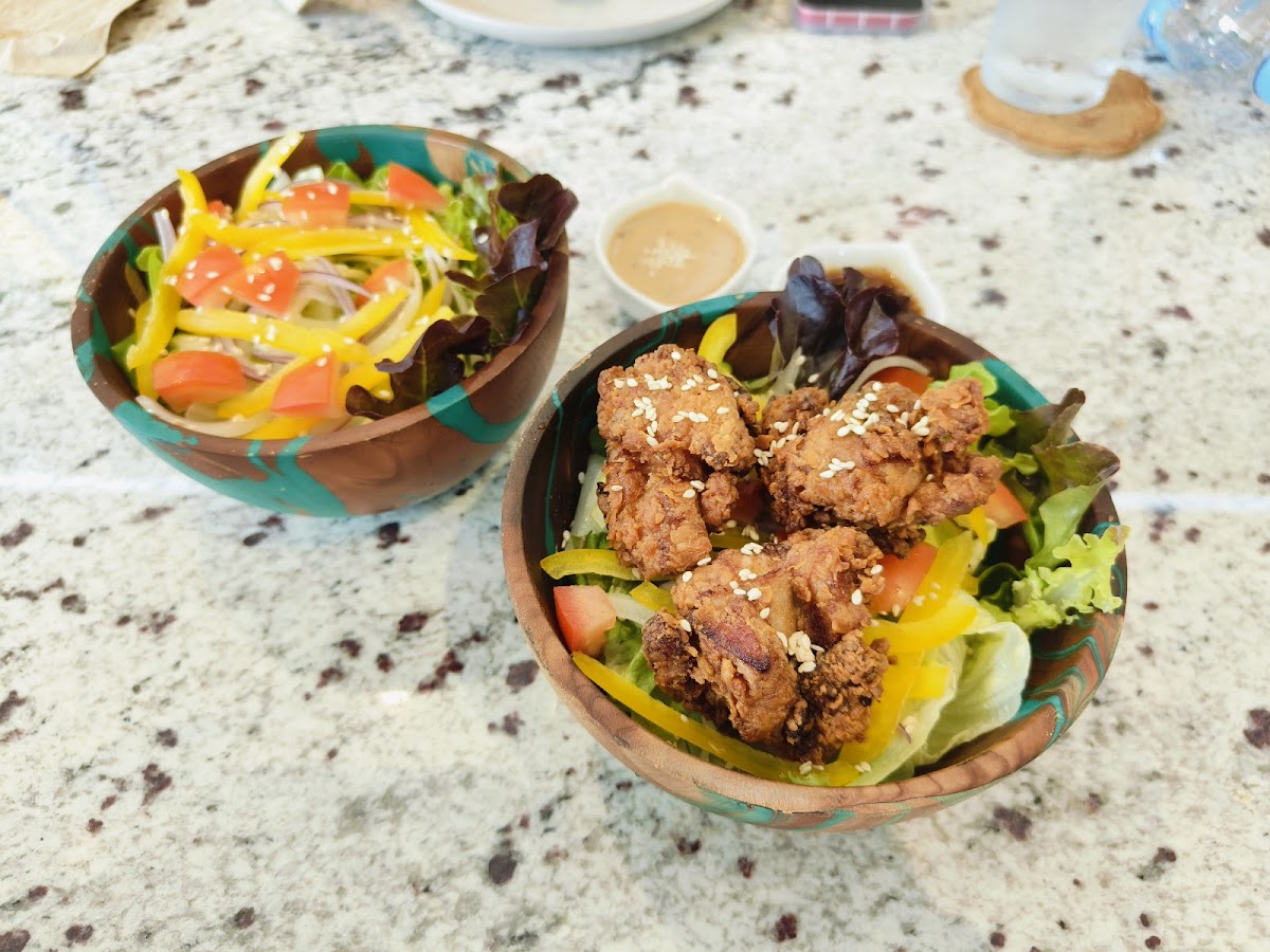 กัสสึ Gus Burger & Japanese Restaurant - Photo 9