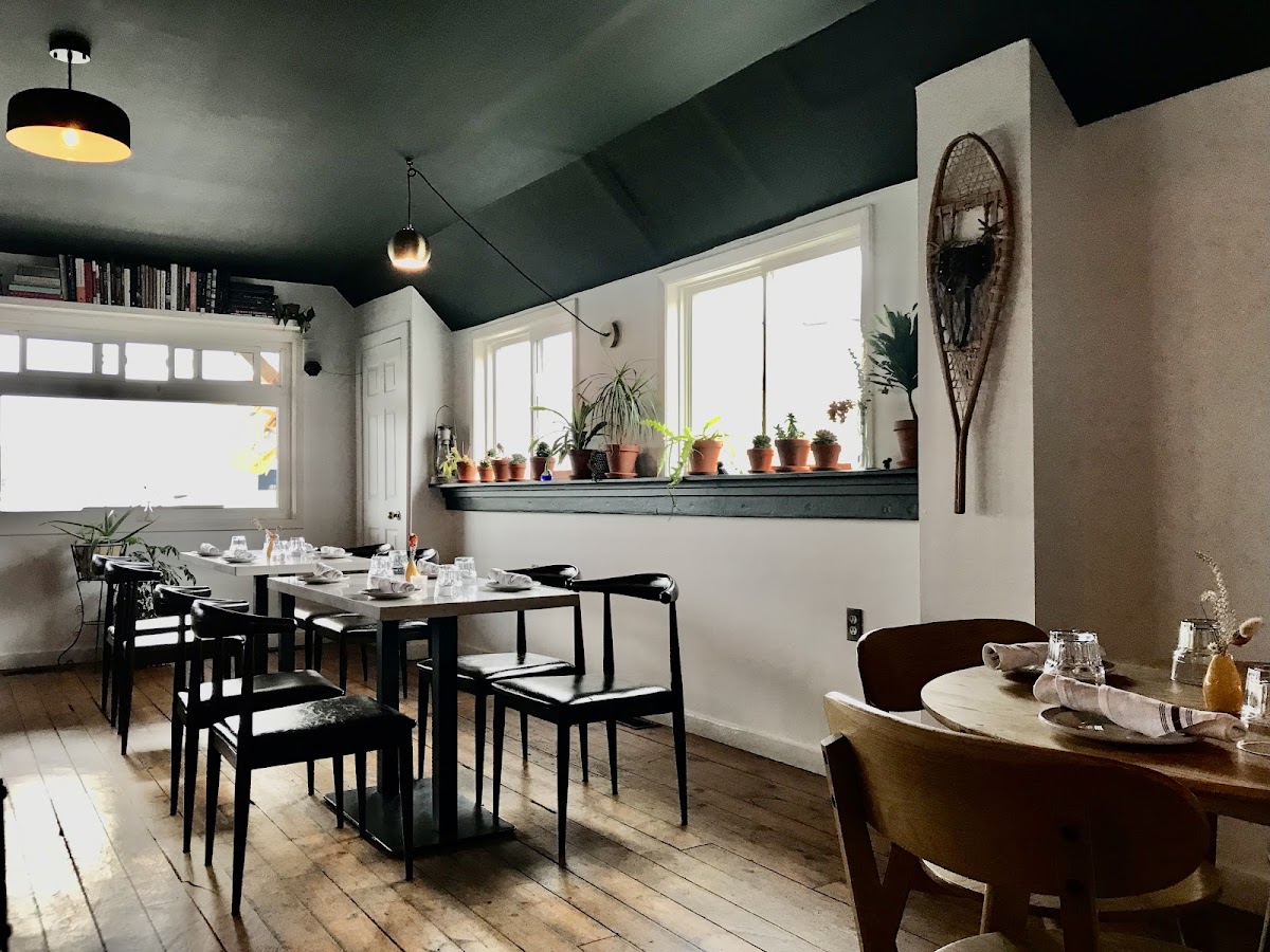 Stella's Eatery - Photo 4