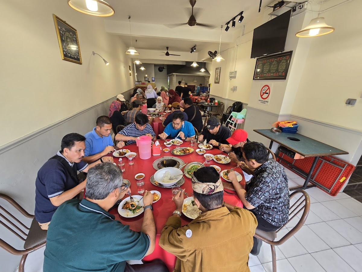 Savor House Restaurant