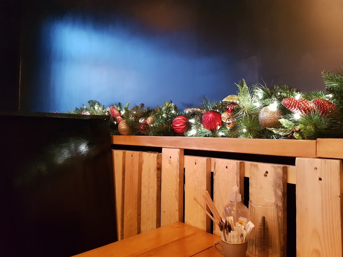 Woodhouse Coffee Shop - Photo 7