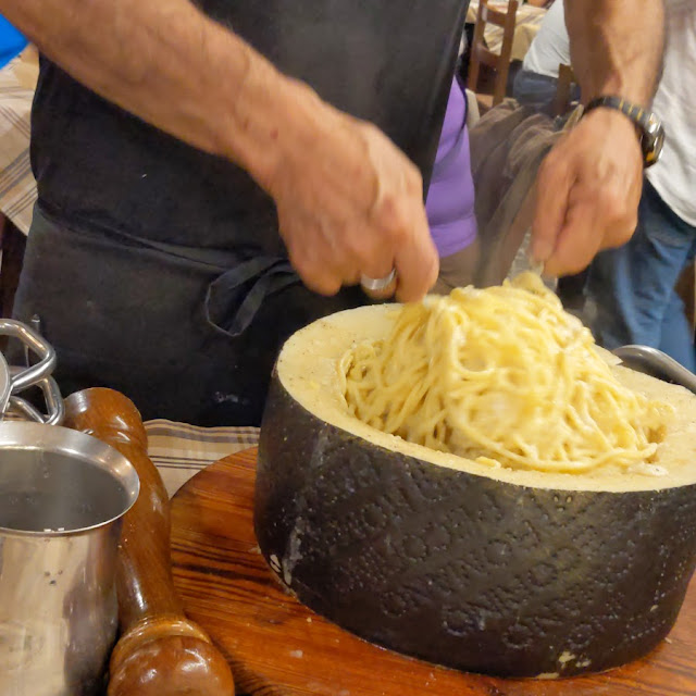 Pici Cacio E Pepe Pici Alla Carbonara Pici Cacio E Pepe Tartufata E Pici Alla Matriciana