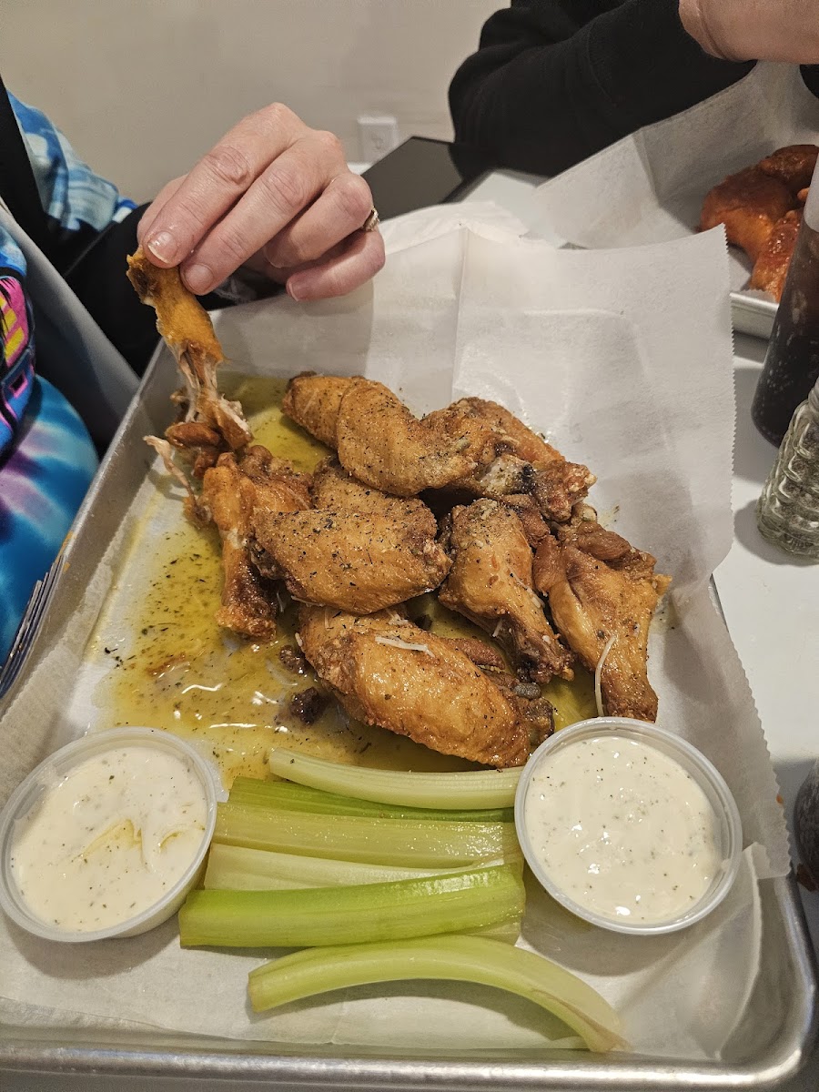 Belly Busters Restaurant & Catering - Photo 4