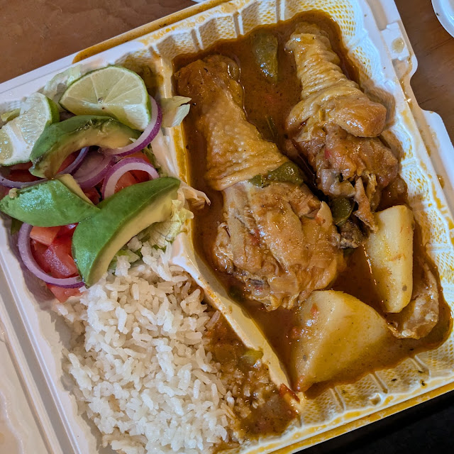 Pollo Guisado