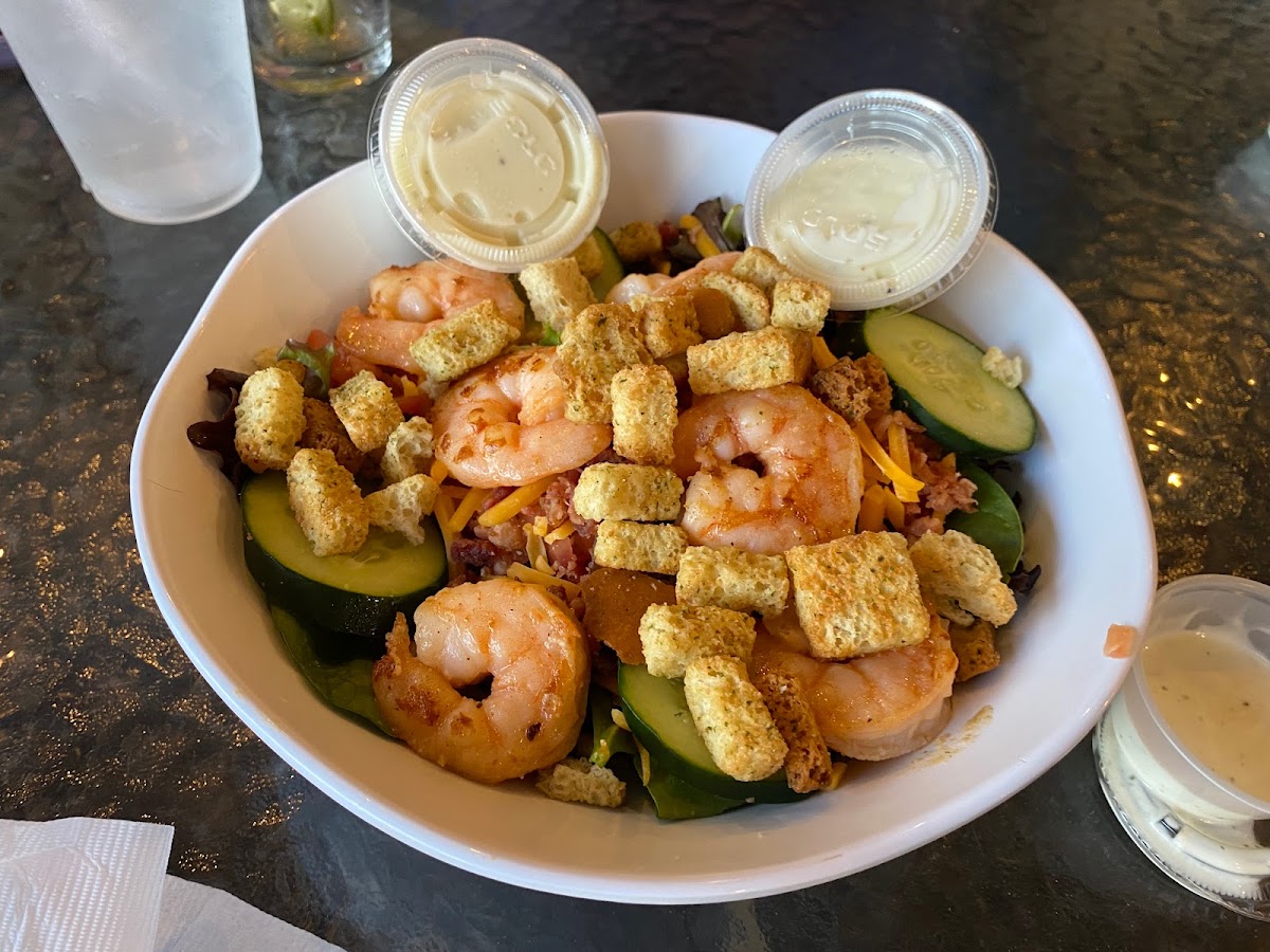 Lone Star Bar & Grill - Photo 9