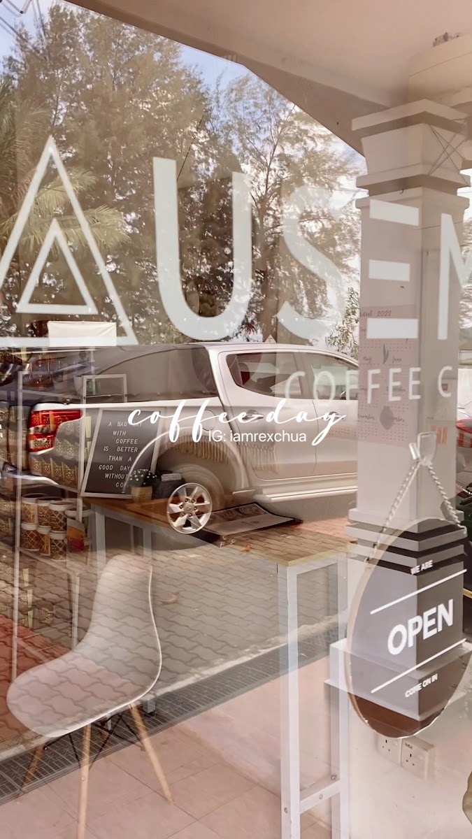 Ausemist Coffee Cafe - Photo 1