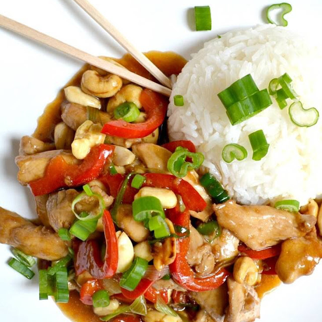 Chicken with Cashew Nuts