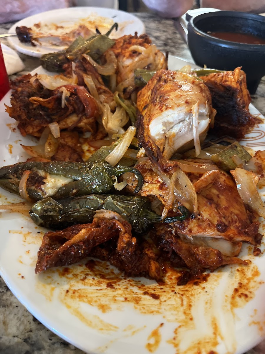 El Gallo Giro - Photo 2