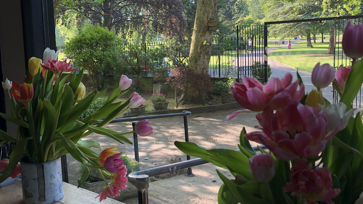 Roundwood Lodge Cafe - Photo 2