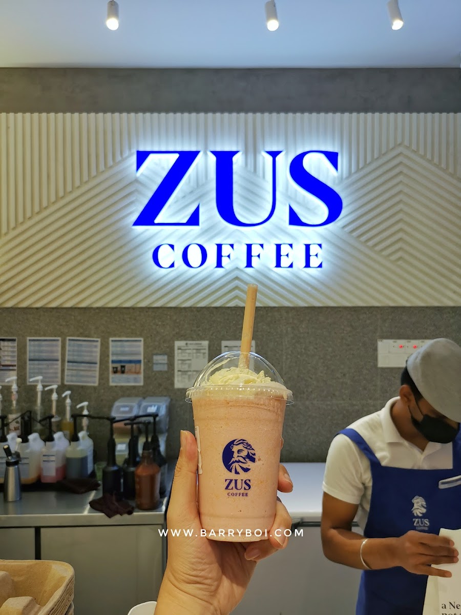 ZUS Coffee - Photo 6