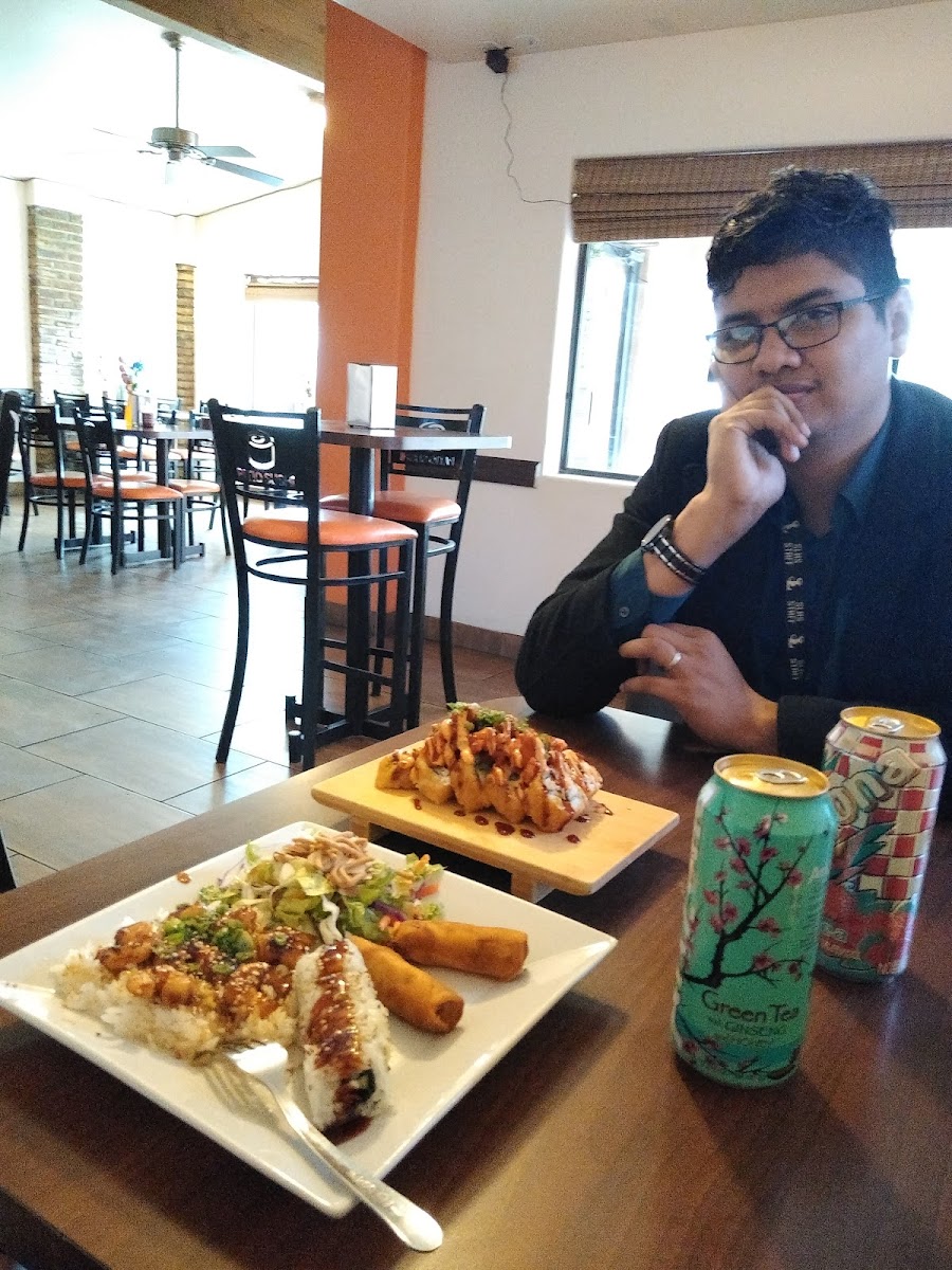 Patio Sushi - Photo 1