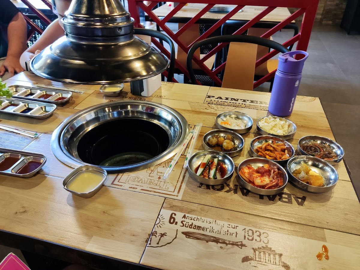 D'King Samgyupsal - Main Branch - Photo 4