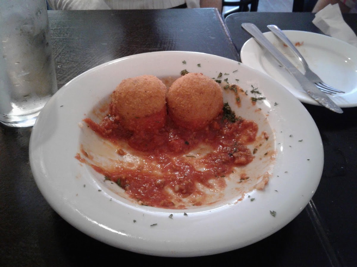 Rosa's Italian Restaurant - Photo 8