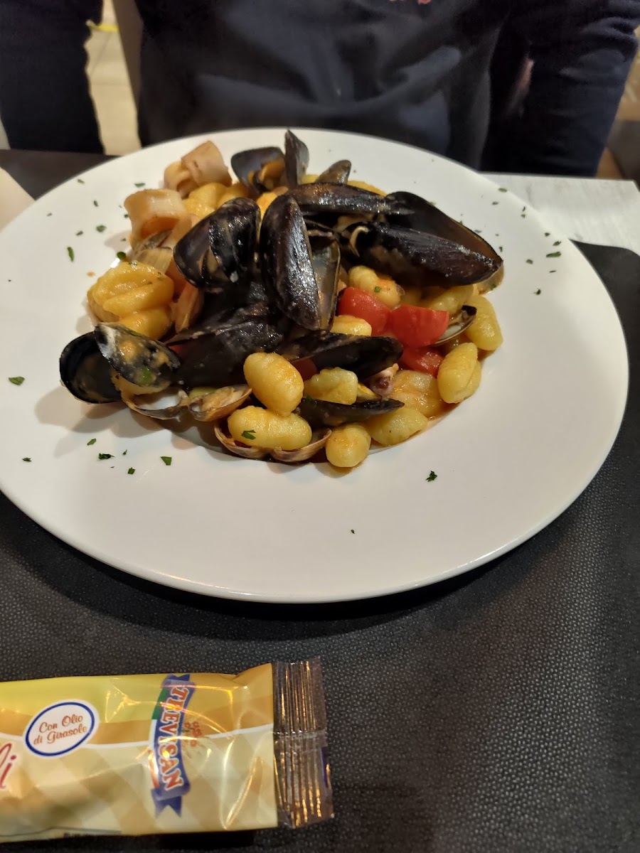 Ristorante Pizzeria Maga Magò - Photo 4