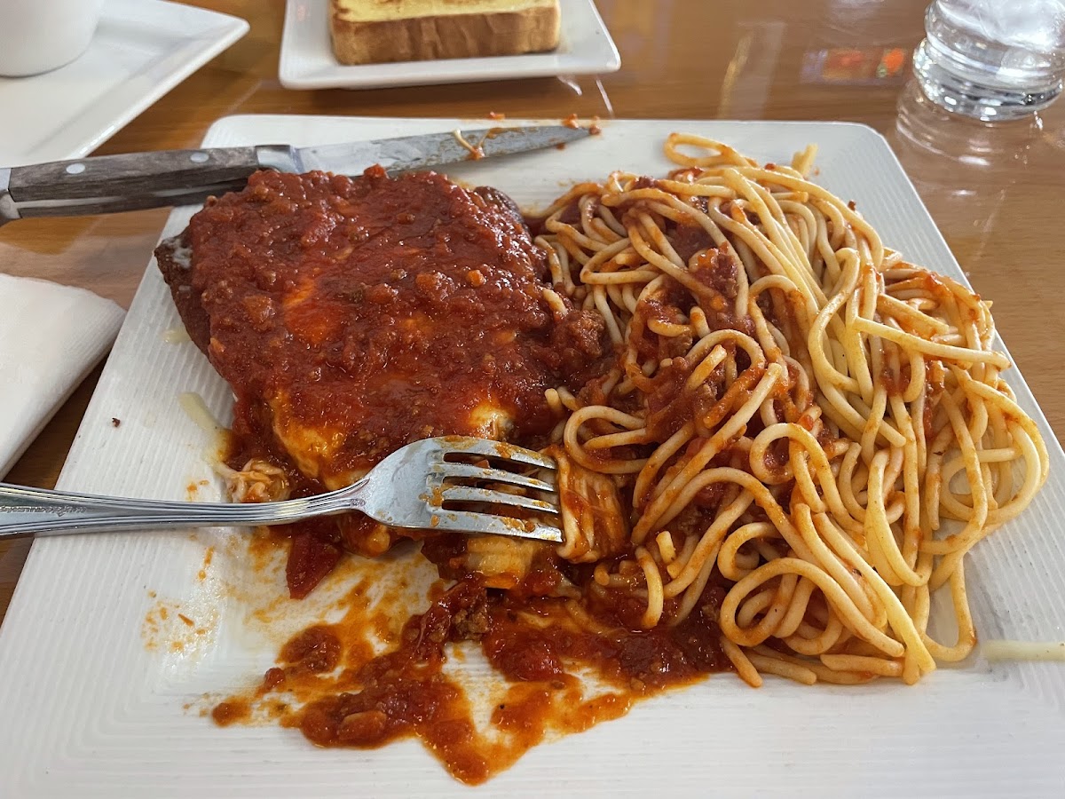 Fino's Food & Spirits - Photo 4